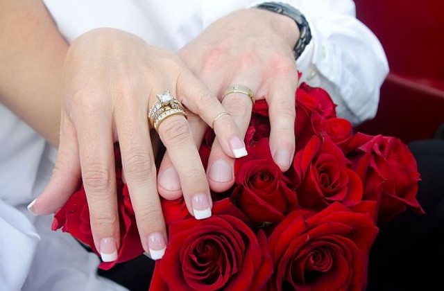 Шведска сватба приключи с арест на пияния младоженец
