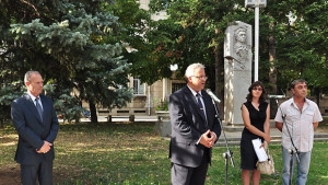 Искат връщането на военното поделение във Враца