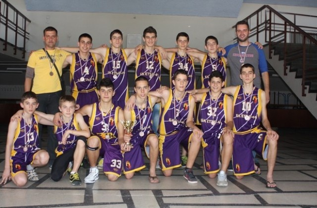 14- годишните баскетболисти от Етър- 49 с бронз от Държавното първенство