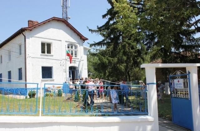 Откриха ремонтираната здравна служба в Пелишат
