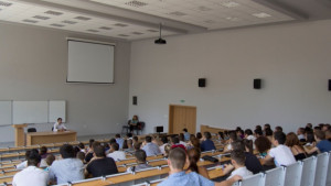 Стажове в общинската администрация поискаха студентите от Чавдар Трифонов