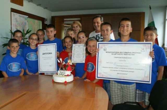 „Габровче“ на гости при кмета Таня Христова