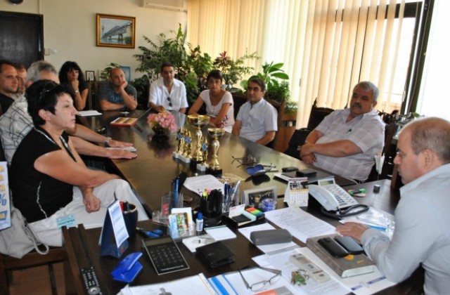 Участници в Международната учителска спартакиада се завърнаха с медали