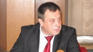 Кметът Костов търси съдействие от МРРБ заради водния режим в