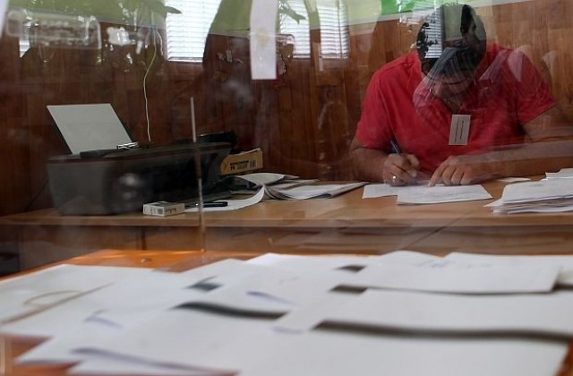 В разгара на протестите Варна се готви за кметски избори