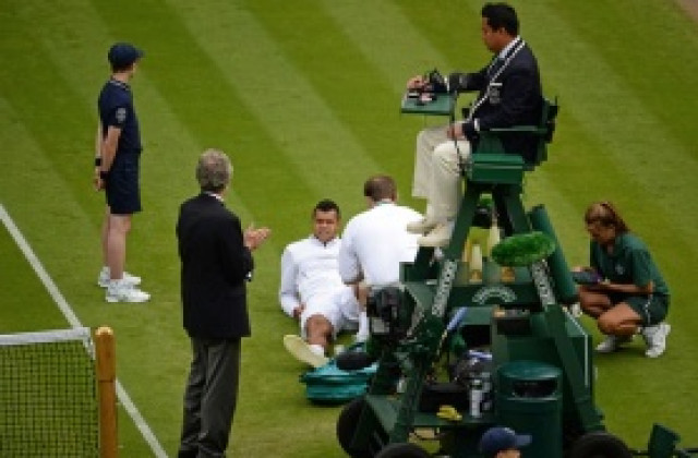 И Цонга сви платна на Уимбълдън