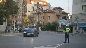 Задържаха пияна зад волана