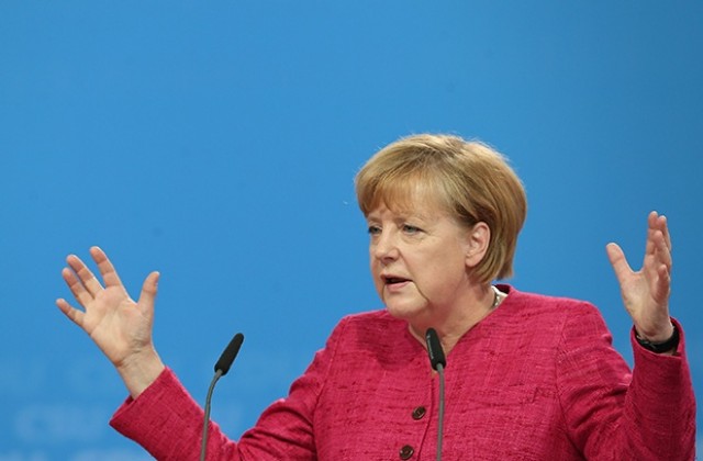 Ангела Меркел приветства преговорите с Турция