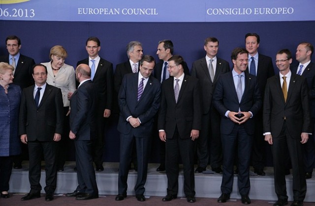 Орешарски разговаря с Меркел, Камерън и Оланд в Брюксел