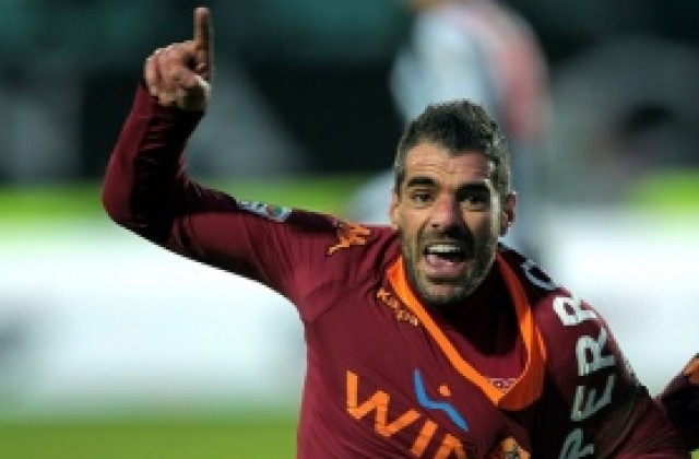 Симоне Перота обяви: Спирам с футбола