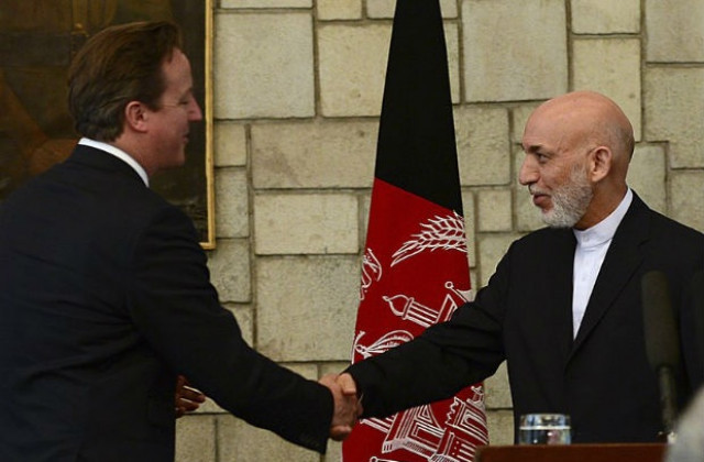 Дейвид Камерън изненадващо посети Афганистан