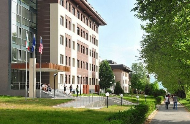 144 младежи от 18 държави на летен лагер в Благоевград