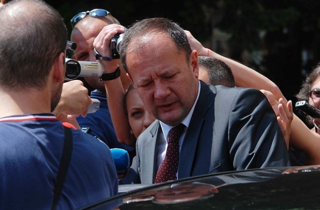 Михаил Миков не изключва да има предсрочни избори