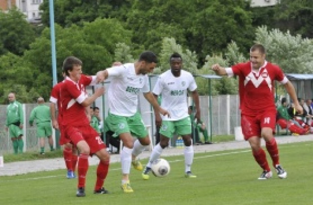 Берое и Пирин ГД не успяха да си вкарат в равностоен мач