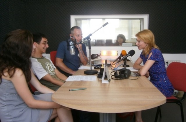 Кметът Таня Христова в ефира на Дарик радио след 15:30 ч. днес