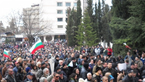 Над 800 подписа в подкрепа на кабинета