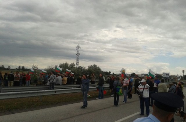 Блокират магистралата за 3 часа в неделя