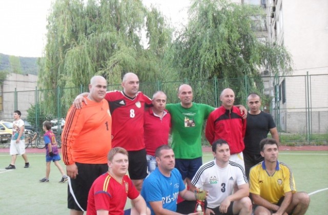 Отборът на ОД на МВР- Кюстендил спечели турнира на малки вратички