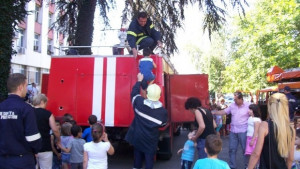 И в Ямбол полицаите отбелязаха професионалния си празник