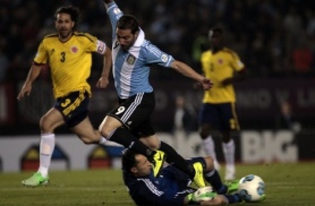 Бащата на Игуаин издаде за сделка с Арсенал