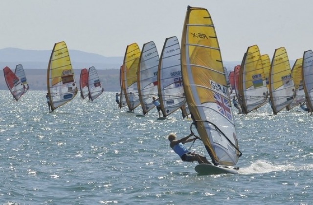 Уиндсърф гонки в събота и неделя