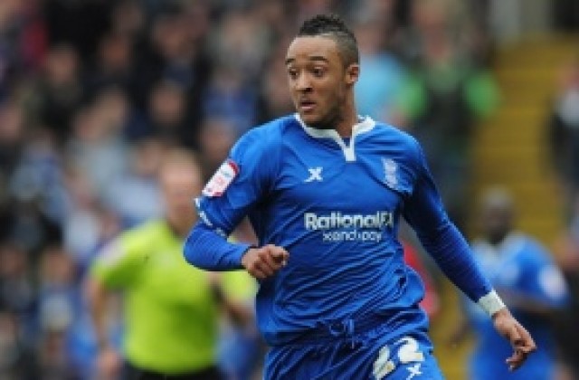 Официално: „Канарчетата“ се подсилиха с младежки национал на Англия