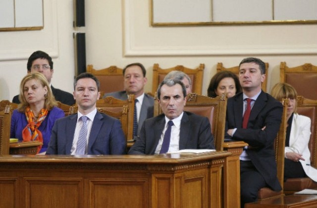 Орешарски обясни защо трябва да се актуализира бюджетът