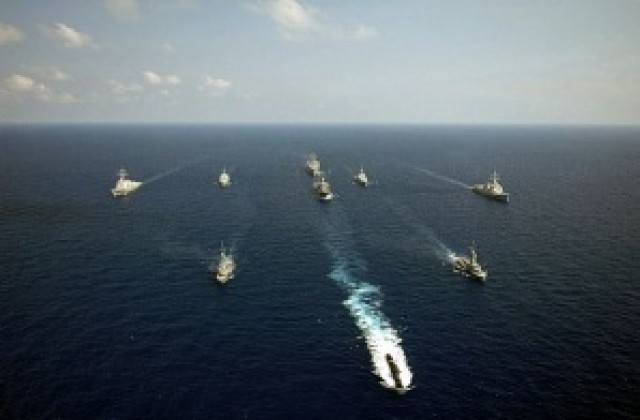 Бойни кораби и вертолети се включват в Бриз 2013