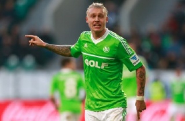 Официално: Лил се похвали със Симон Кяер