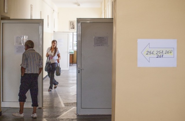 Жалби за агитация заляха ОИК в изборния ден