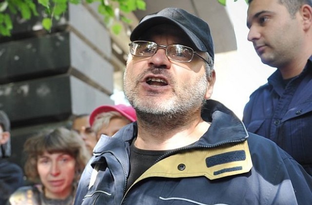 Протестиращият Чавдар Янев е обявен за общонационално издирване