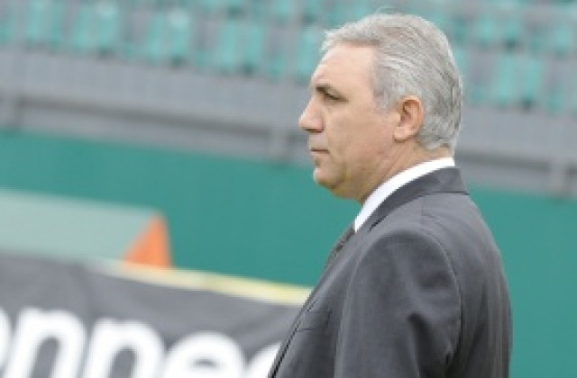 „Гардиън“ отбеляза оставката на Стоичков