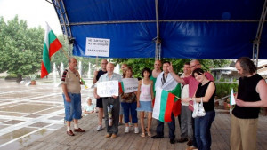 Пороят качи на сцена хасковските протестиращи