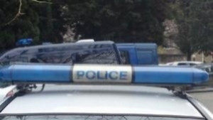 Кола движеща се на заден ход блъсна 93годишна жена