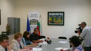 Русенският университет актуализират учебни програми съвместно с фирми