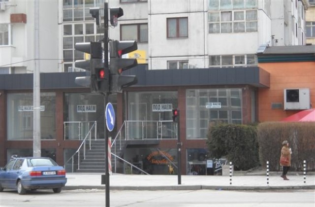 Пияна жена предизвика катастрофа на светофар