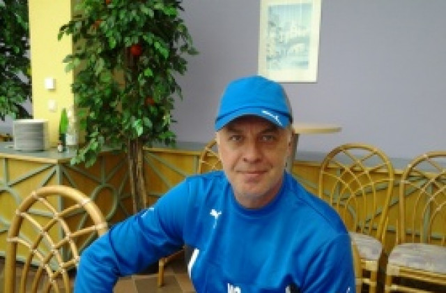 Сираков: Ще продаваме и освобождаваме футболисти от Левски