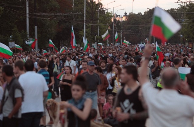 Протестиращите в столицата са били 3500 към 20.00 часа, твърдят от МВР