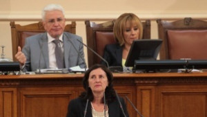 Вицепремиерът Даниела Бобева е на посещение по Черноморието