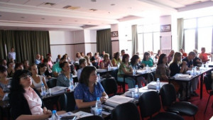 Подобряват управлението на човешките ресурси в общинската администрация