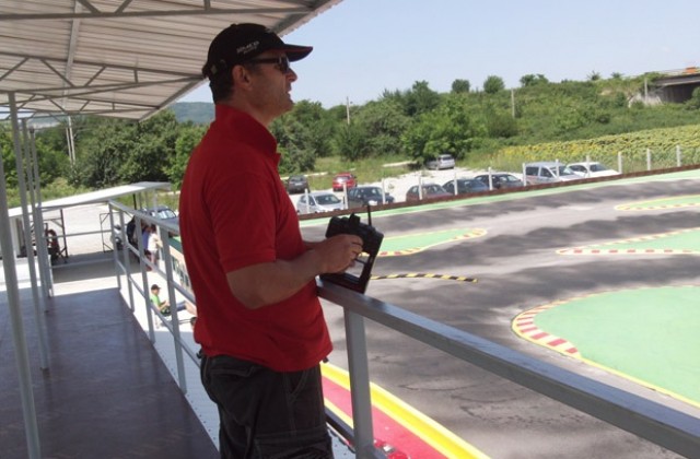 Дамян Петров е държавен шампион за 2013 г.