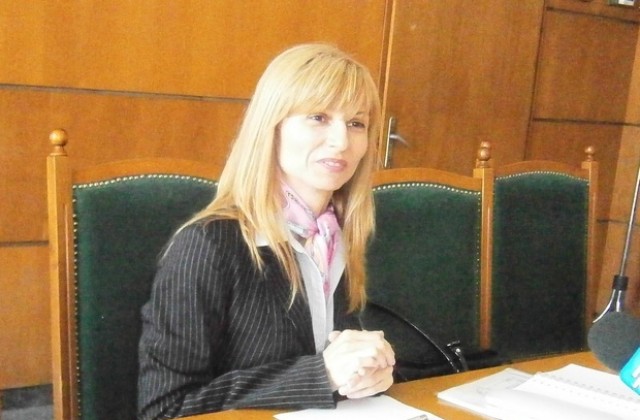 От началото на август по улиците на Плевен тръгва  паяк