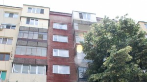 22годишен се самоуби скачайки от 8я етаж на жилищен блок