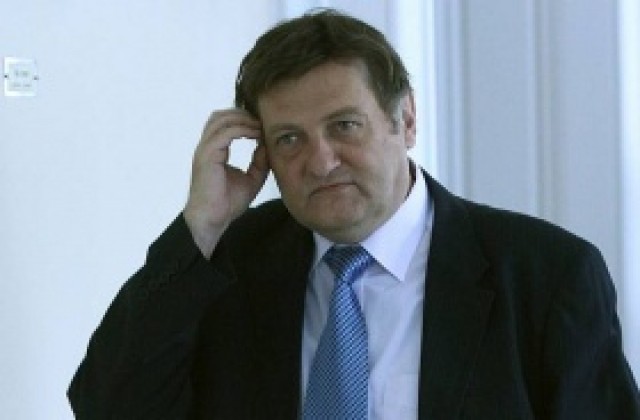 Министър Данов се захваща с кадастъра
