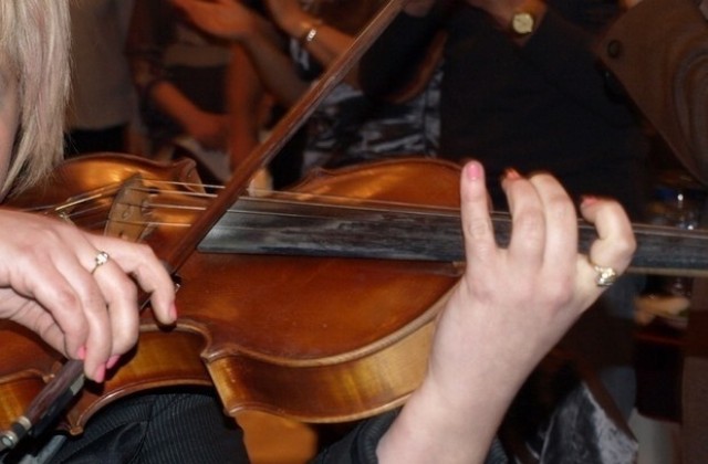 Международният академичен фестивал за камерна музика събира творци от три континента