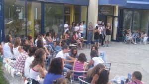 SOUNDBRAKERS и Звезди в аванс събират средства за младежки проекти