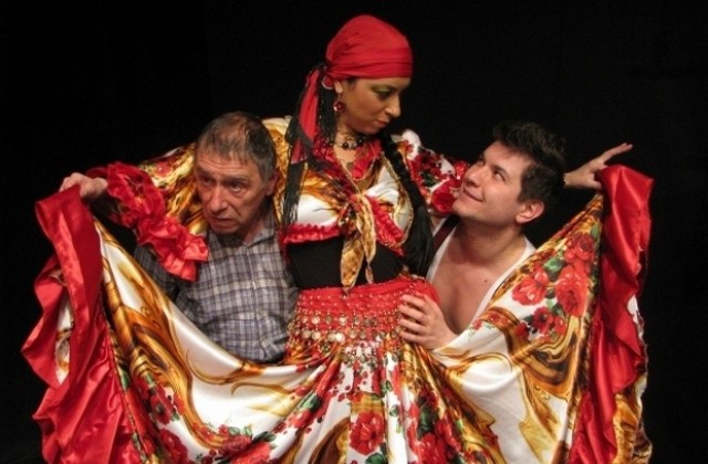 Зевзеци от Габрово гостуват на горнооряховска сцена