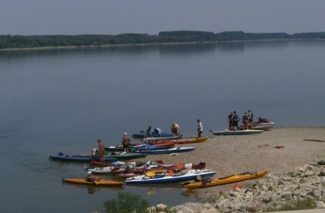 Дунавски сал ще акостира в Русе в петък