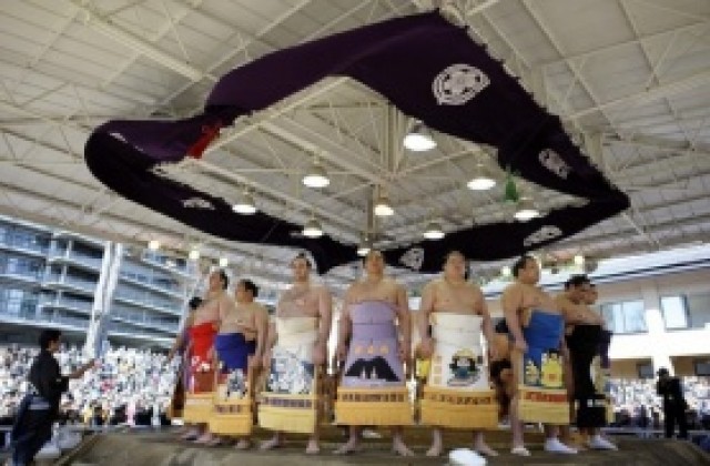 Аоияма излезе еднолично на второ място в Нагоя