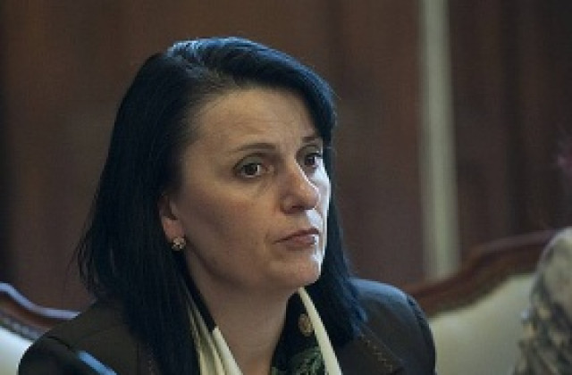 Маринова: Ще бъдат създадени Обществени стопански съвети по места